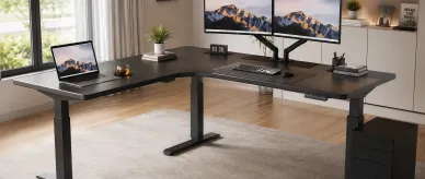 Hvordan maksimerer et L-formet højdejusterbart skrivebord effektiviteten i arbejdsområdet?
